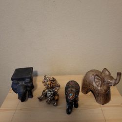 Elephant Statues (Small)