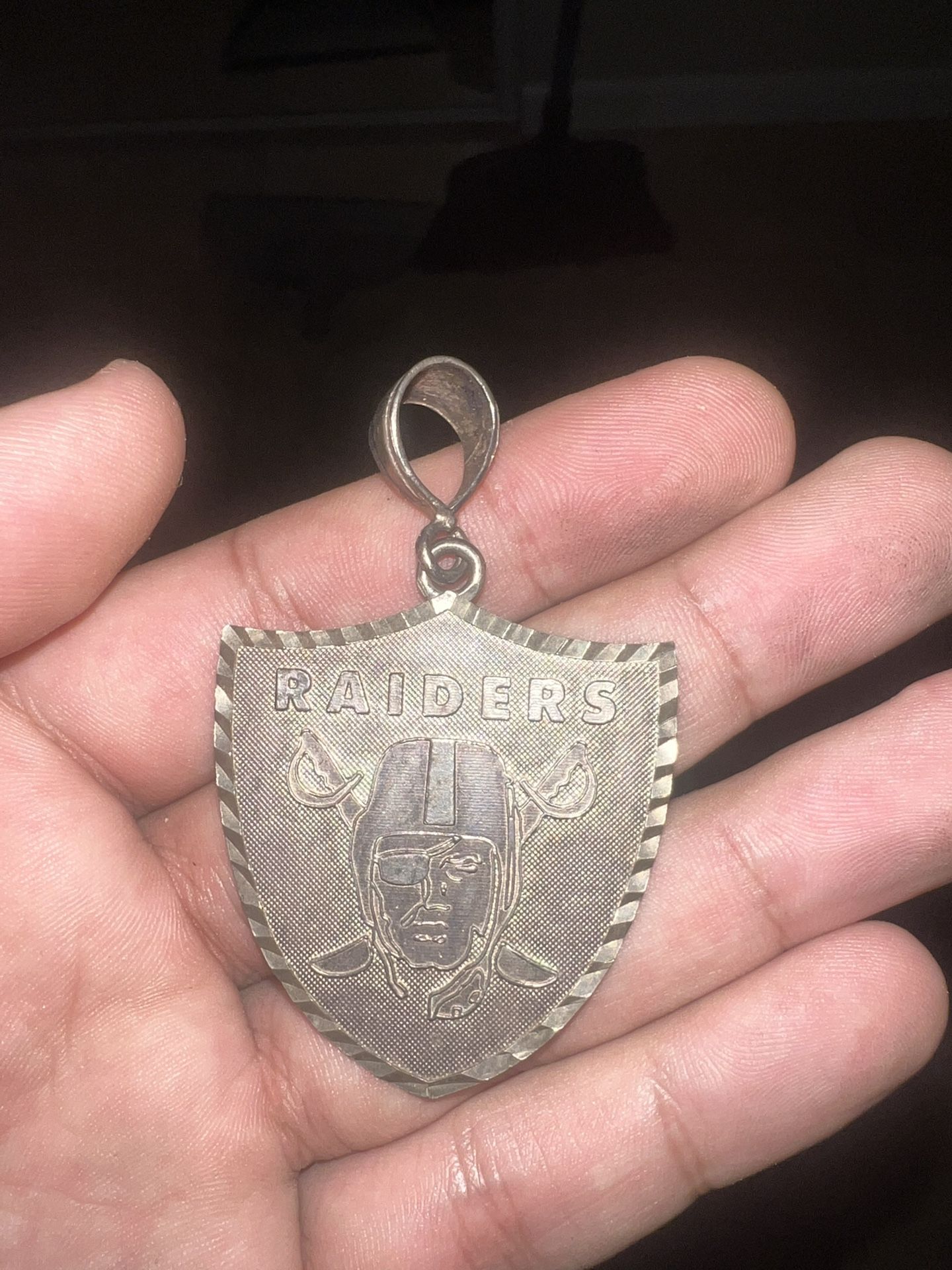 Raiders Pendant 925 Silver With 925 Chain 24 Inch