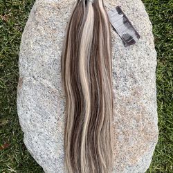 Protea Seamless Clip In Remy Real Human Hair Extensions, Invisible PU Weft, 18 Inches, 100g, 5 Pieces, Brown Blonde Highlights Mix *NEW In Pack*