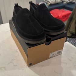 UGG men’s Shoes Size 11