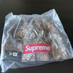 Supreme Box Logo 
