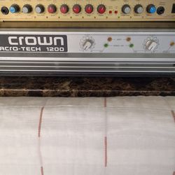 Crown Macro-tech 1200