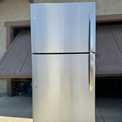 GE Fridge 