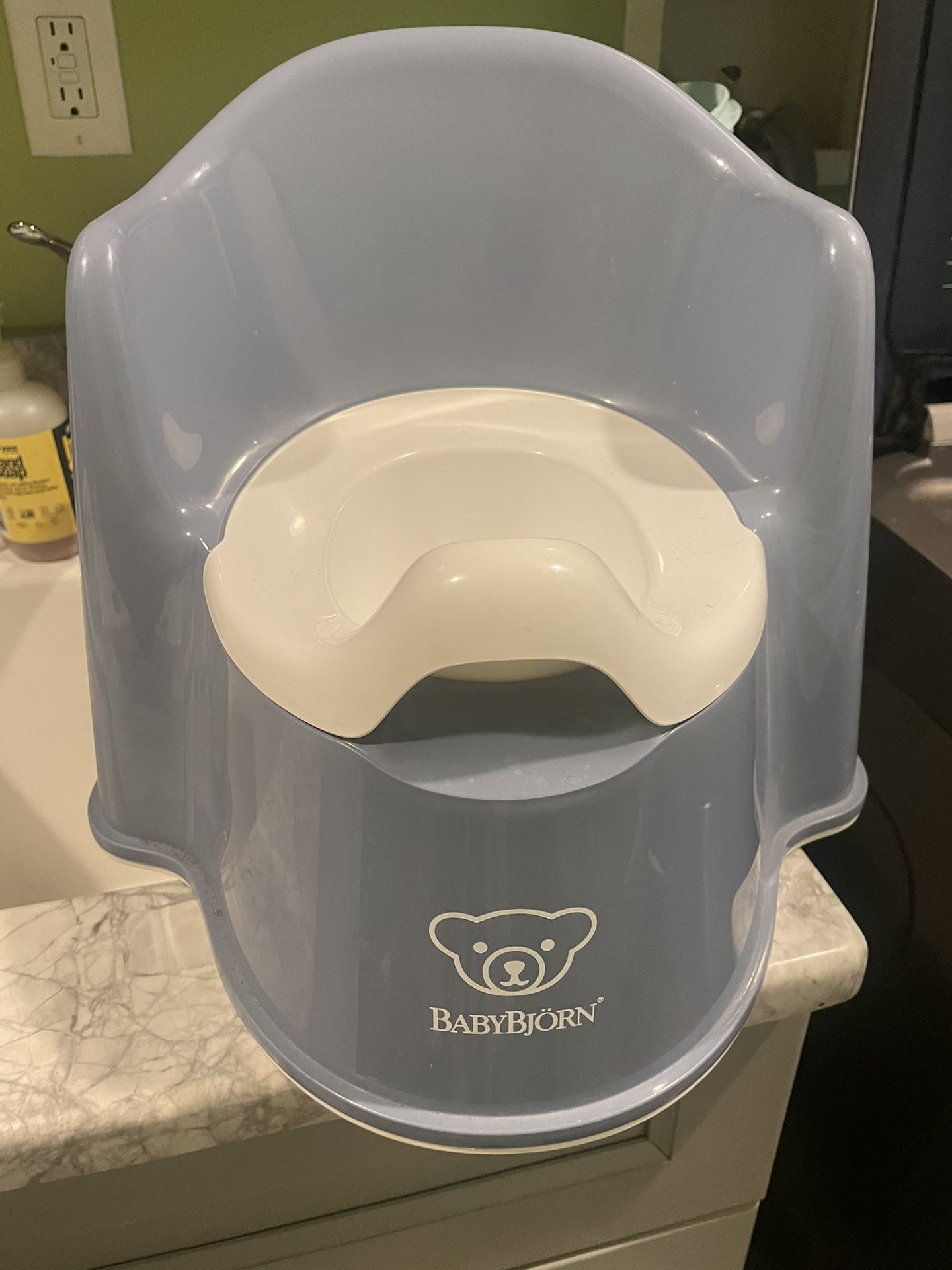 Baby Bjorn Potty Chair - Gray