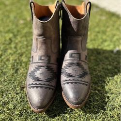 Matisse Western Ankle Boots