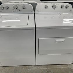 Matching Whirlpool Washer Dryer Set 