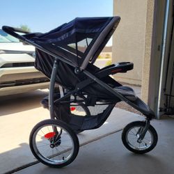 Graco Fast Action Jogger Stroller 
