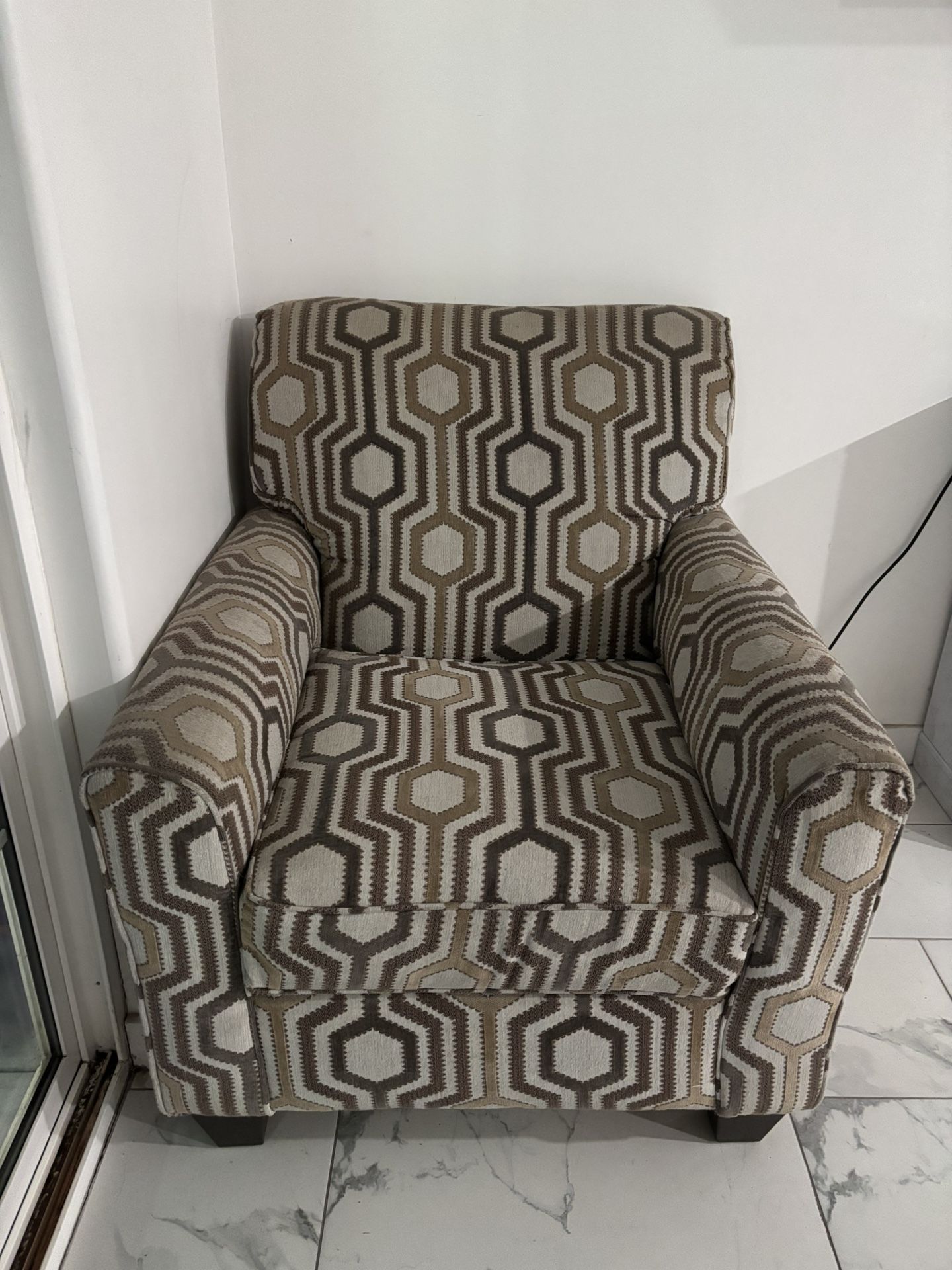 Set Of 2 Couch Chairs 