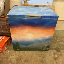 Chest Freezer - Custom Painted Design 7.0 Cu