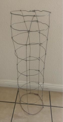14, hand made tomato cages