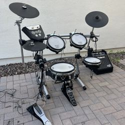 Roland Drum Set 