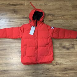 Red Canada Goose Size Large 