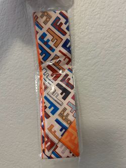 BRAND NEW BEAUTIFUL SCARF