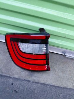 DURANGO TAILLIGHT DRIVER SIDE 2014-2015-2016-2017-2018-2019-2020-2021-2022
