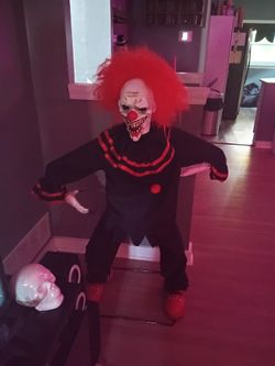 Animated Halloween Evil Clown Prop