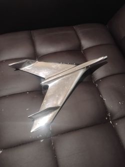 hood ornament