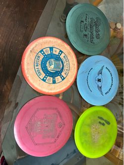 Disc golf drivers