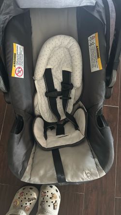 Newborn Car seat