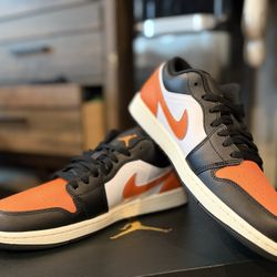 Air Jordan 1 Low Black/ Starfish - White - Sail