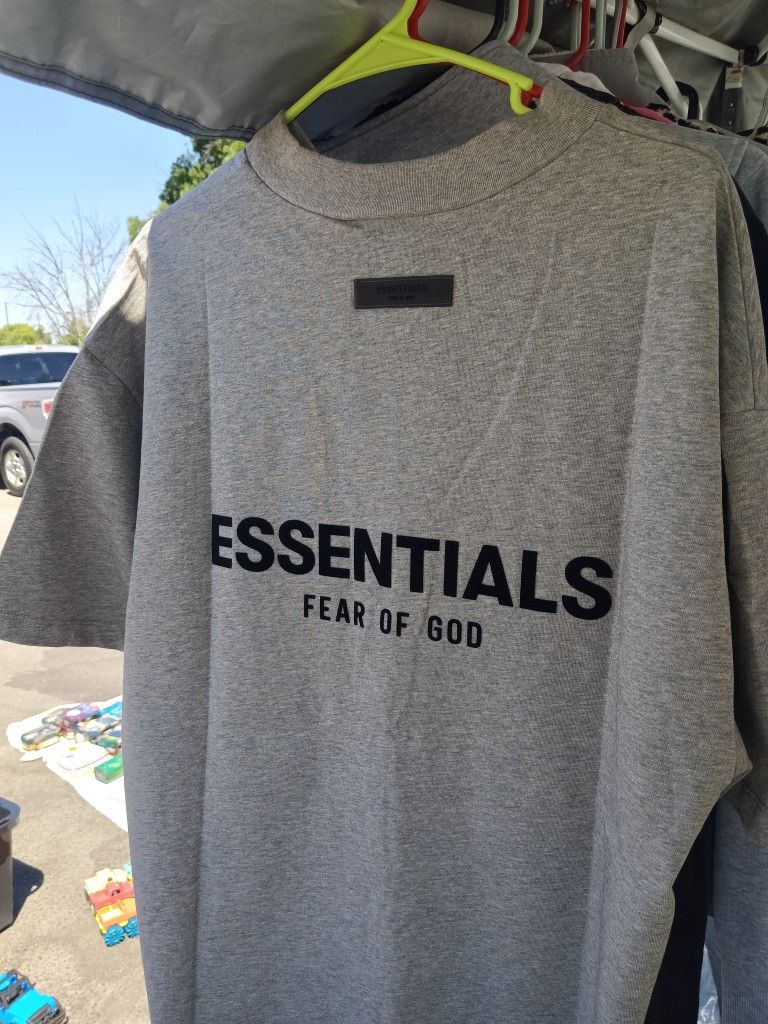 Essential Fear Of God Large Outfit Shorts And Shirt