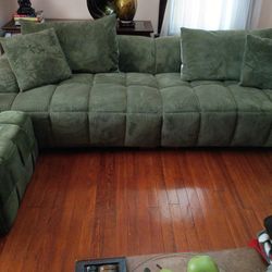 Extra Long  2pc Sectional 