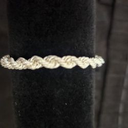 .925 solid  silver chain bracelet  id A19