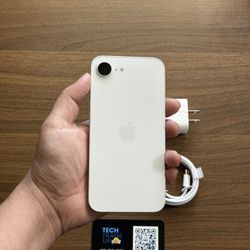iPhone 16e 128Gb Cricket