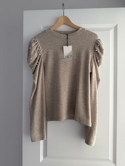 Zara sweater  brand new with tags ( size large )