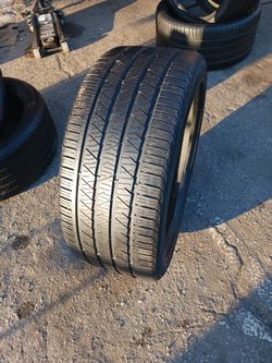 1 Used Tire Continental Crosscontact Size 285/40/22 Thumbnail