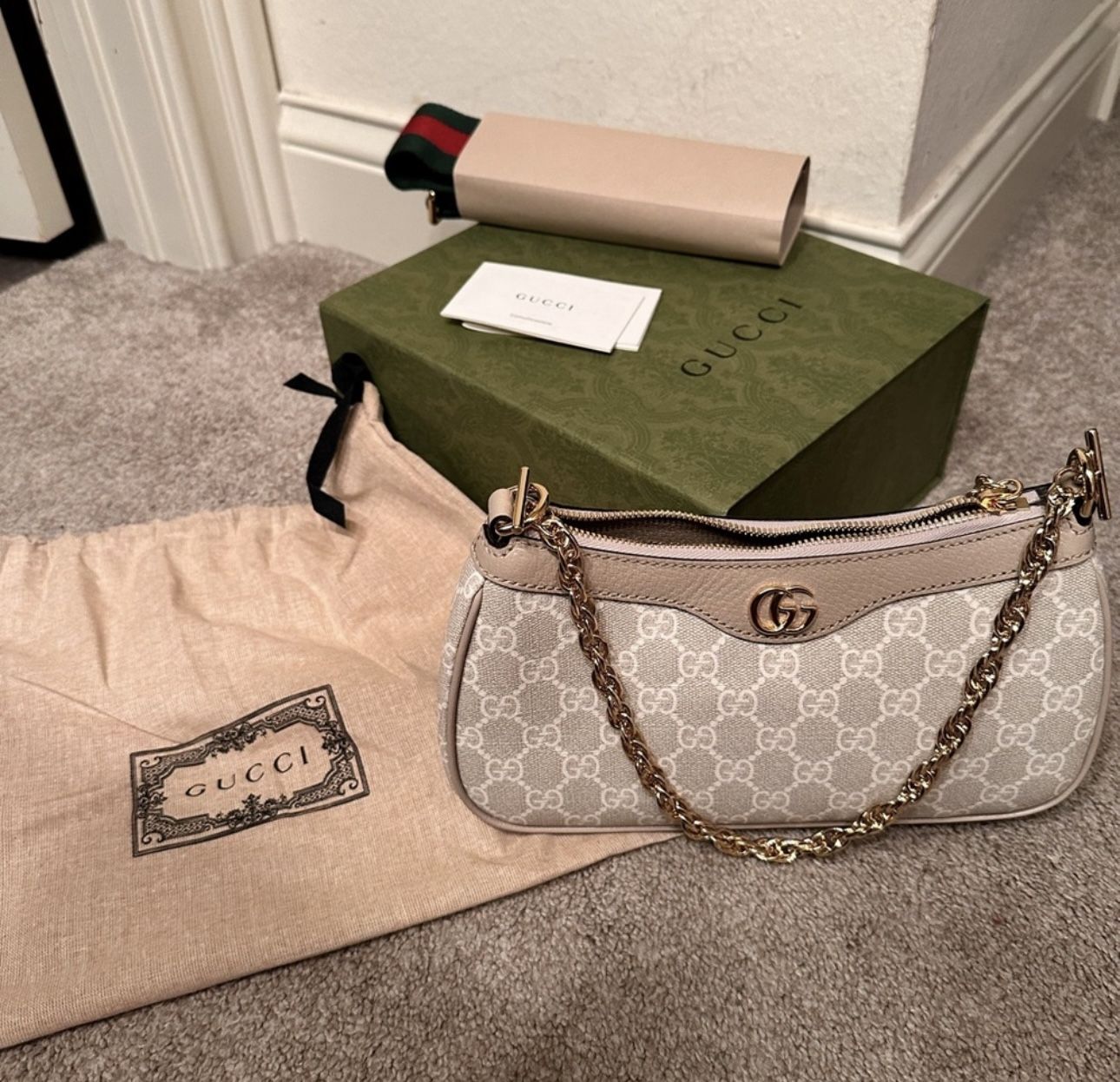 NWT Authentic Gucci Ophidia Handbag