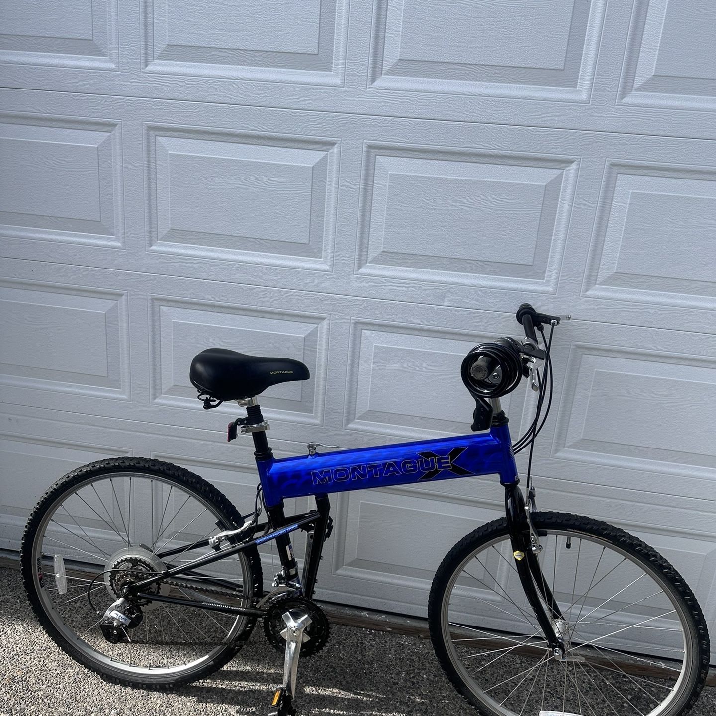 Montague Paratrooper Express Folding Bike - 18 Speed - 26