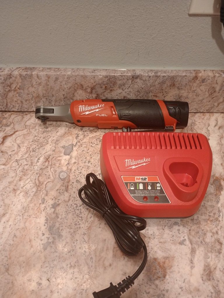 Rachert Milwaukee M12 Fuel 1/4 With New Battery And Charger 