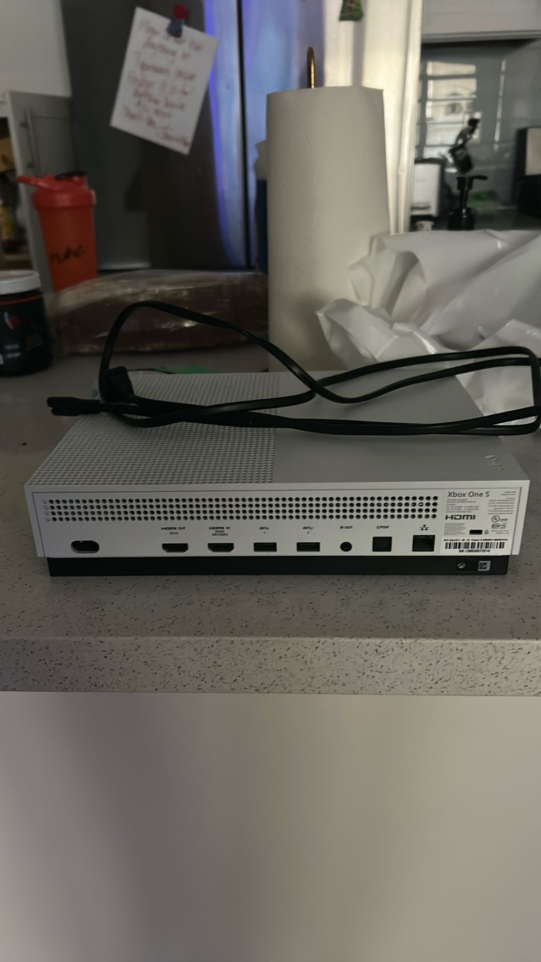 xbox one S 1TB