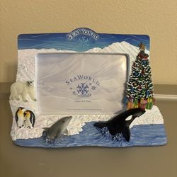 Vintage Sea World Christmas Picture Frame W/Shamu & Glitter