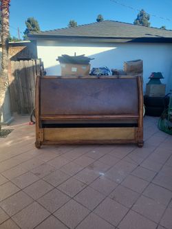 King size bed