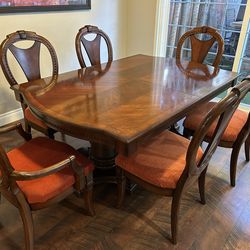 Dining Table And 8 Chairs
