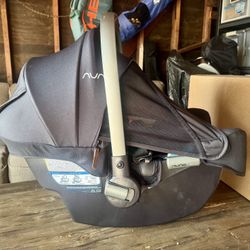Nuna Pipa RX + Base + Stroller Adapter 