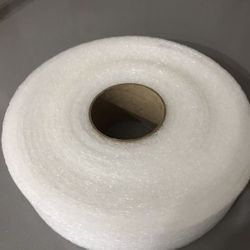 Perimeter sound insulator (soundproofing material between wall and baseboard)