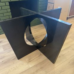 Black Circle Design Table Base 