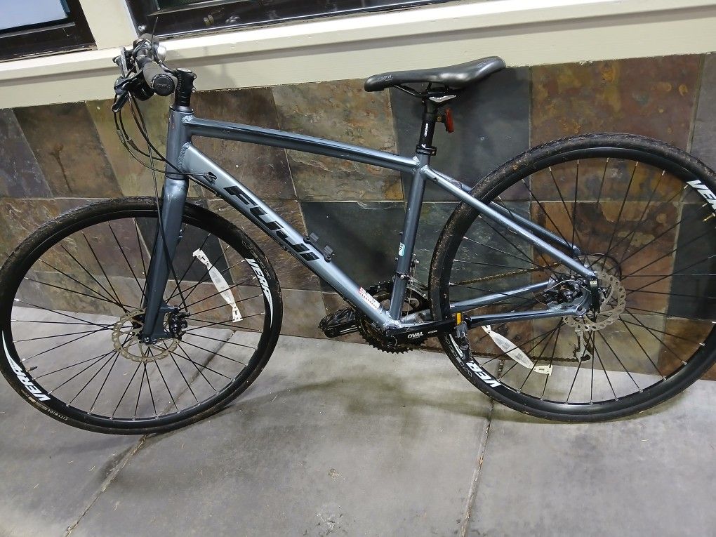 Fuji 1.3 Absalute Fittness/recreational Road Bike