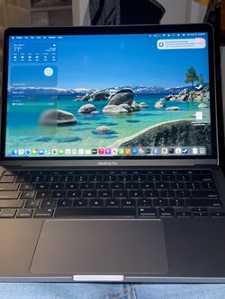 MacBook Pro 13” M1 – 8GB – 256GB SSD – Space Gray – 100% Battery – 61 Cycles