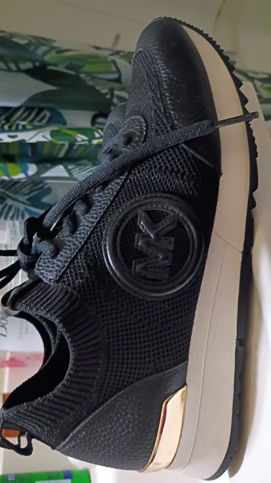 Michael Kors Shoes 