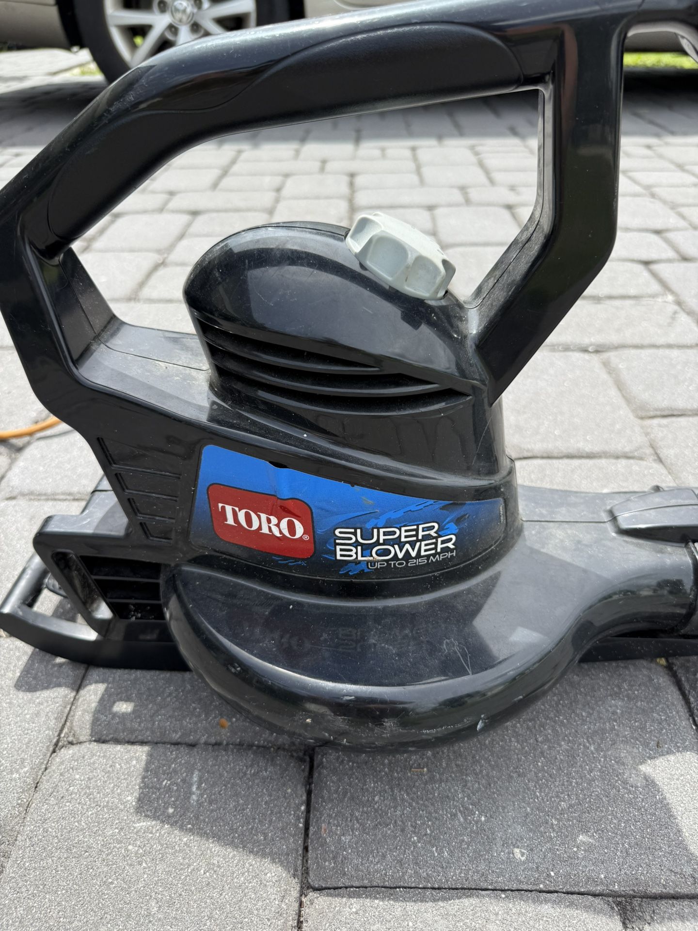 Leaf Blower