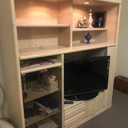 Beautiful White Washed Oak Entertainment Bookshelf