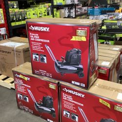 Husky 8G 150 PSI Hotdog Air Compressor