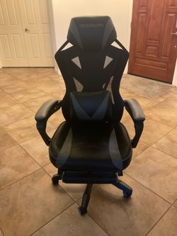 RESPAWN 210 Racing style mesh back ergo gaming chair