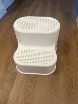 Kids 2-Step Stool – $5