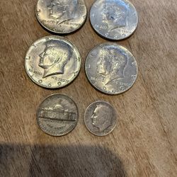 Silver Coins 90% 40% And %35  .72016oz Total Silver Weight