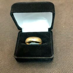  Classic 14k Yellow Gold Domed Comfort-Fit Wedding Band - 6.1dwt, 9.49g