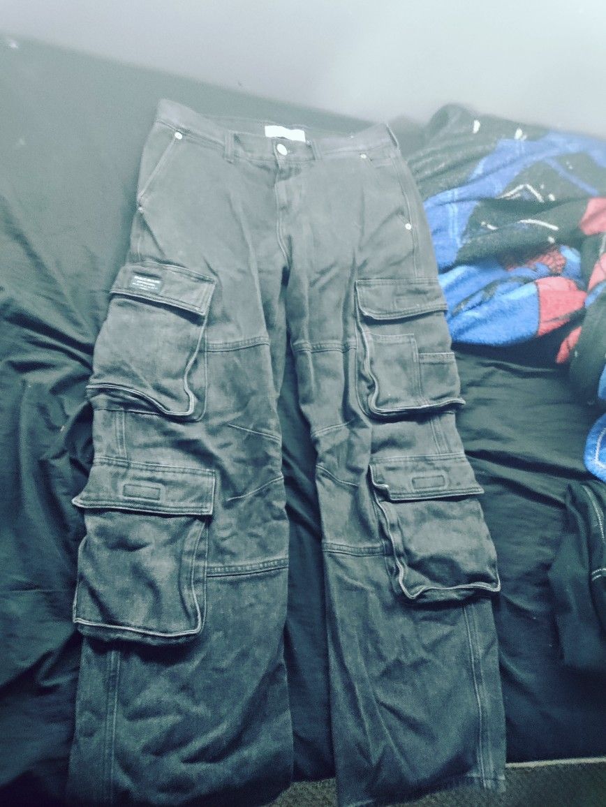 Clothes - Half Of The Clothes Have Designs, That's Why Price Is Up, No Screw Overs